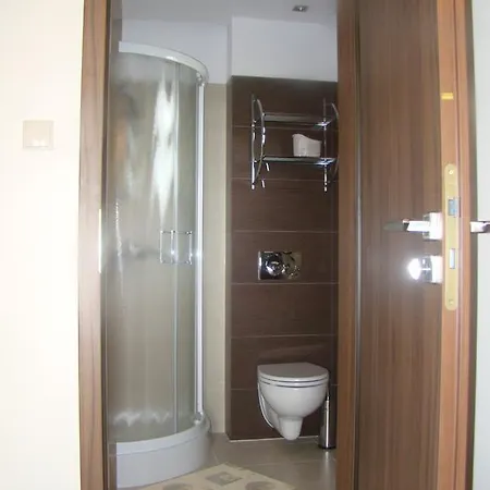 Piaski Kwatera prywatna *