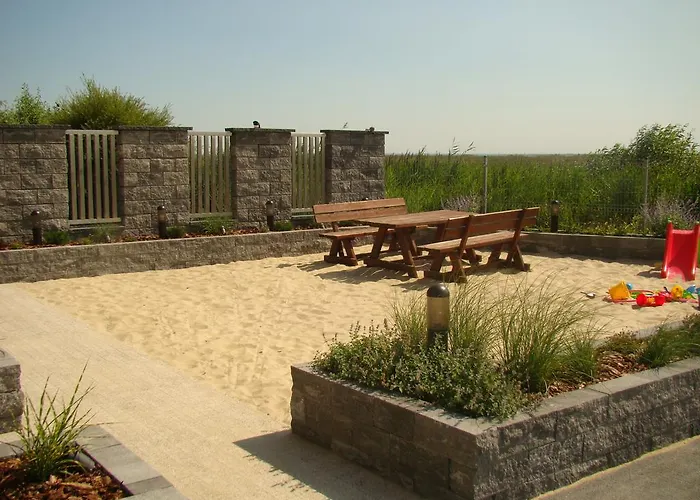 Piaski ホームステイ *